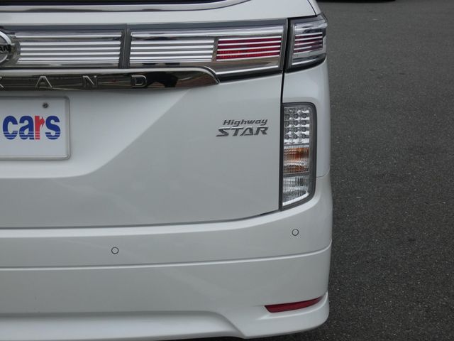 NISSAN ELGRAND 2021 Image 31