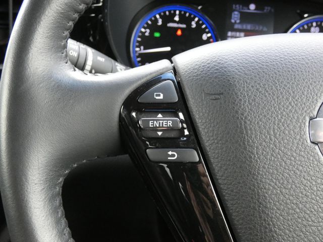 NISSAN ELGRAND 2021 Image 31