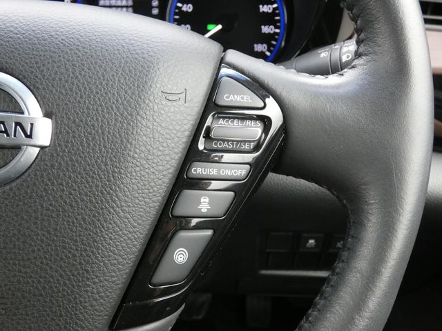 NISSAN ELGRAND 2021 Image 31