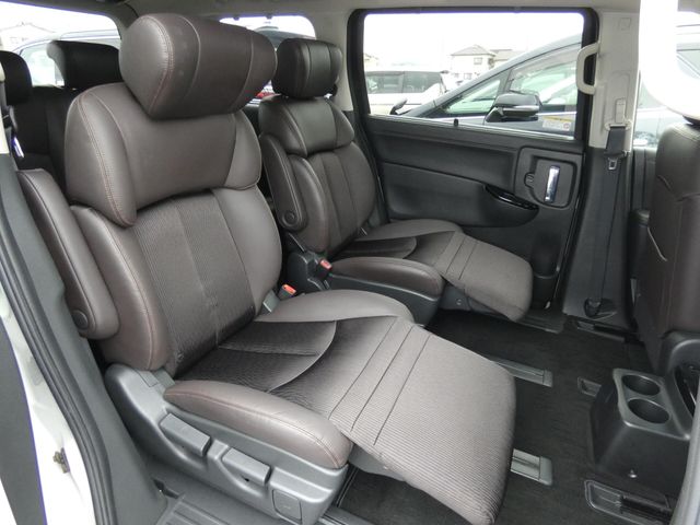 NISSAN ELGRAND 2021 Image 31