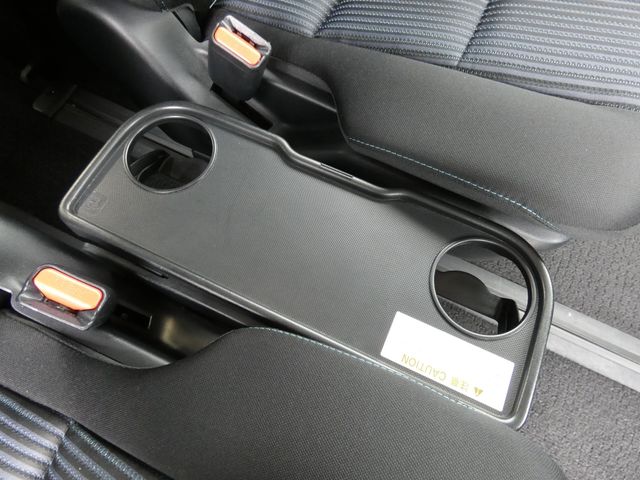 TOYOTA VOXY 2017 Image 31