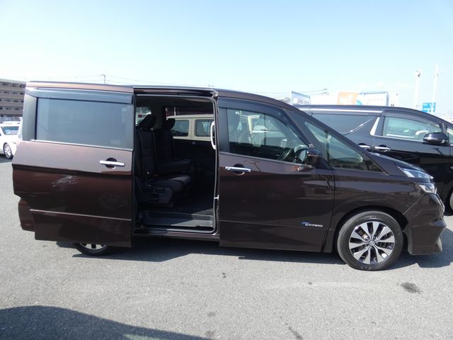 NISSAN SERENA  S-HYBRID 2017 Image 31