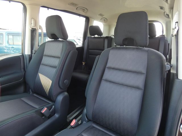 NISSAN SERENA  S-HYBRID 2017 Image 31