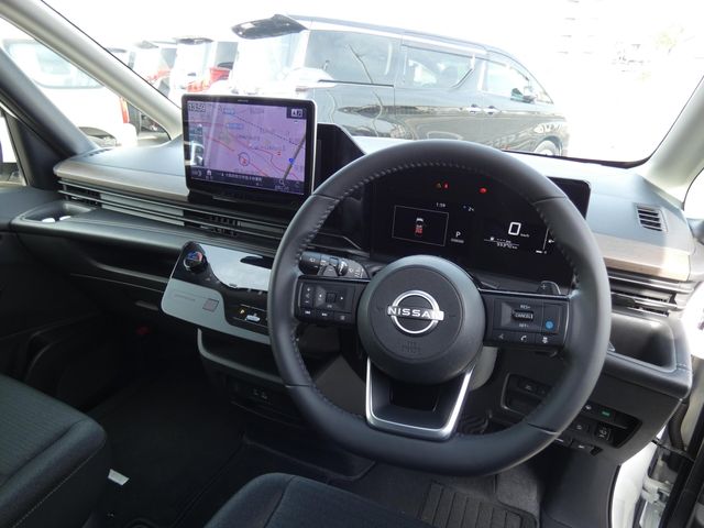 NISSAN SERENA  WG 2023 Image 31