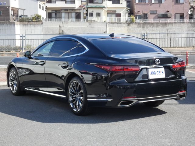 TOYOTA LEXUS LS500 2023 Image 31