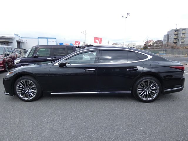 TOYOTA LEXUS LS500 2023 Image 31