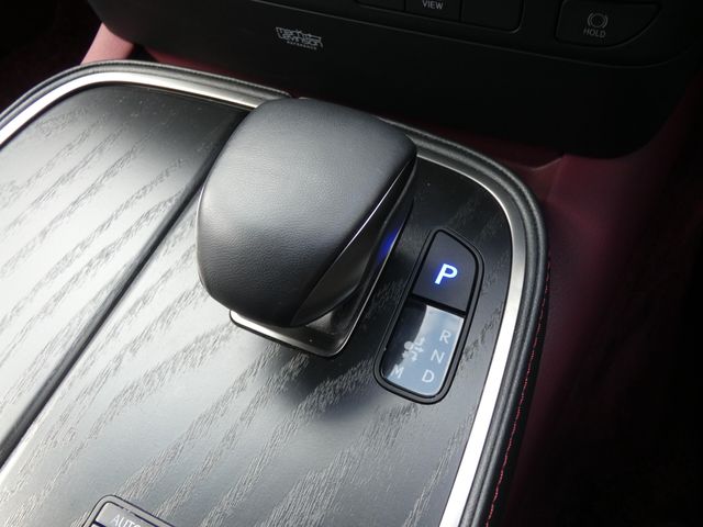 TOYOTA LEXUS LS500 2023 Image 31