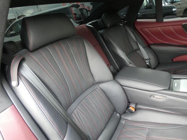 TOYOTA LEXUS LS500 2023 Image 31