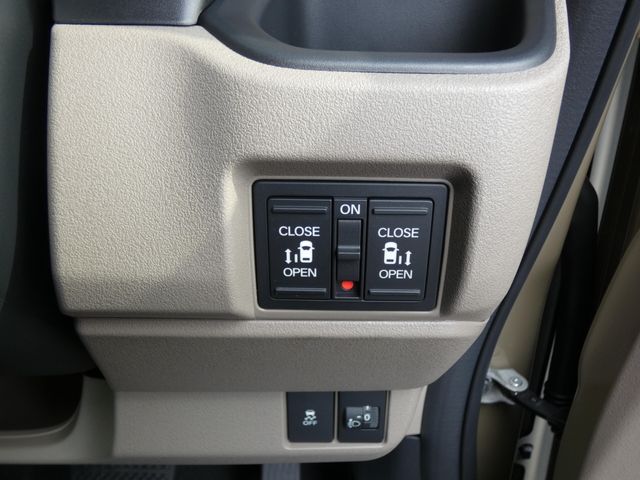 HONDA N BOX JOY 2025 Image 31