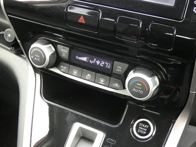 NISSAN SERENA  S-HYBRID 2017 Image 31