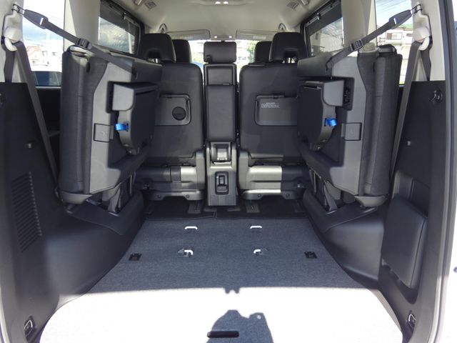 NISSAN SERENA  WG 2025 Image 31