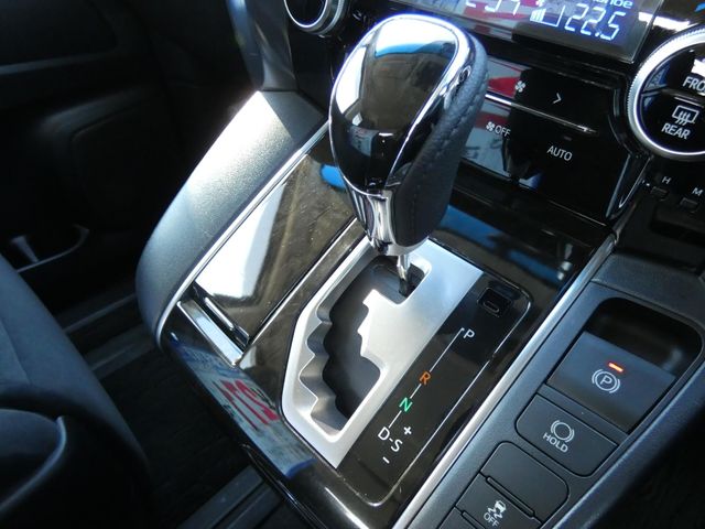 TOYOTA ALPHARD 2015 Image 31