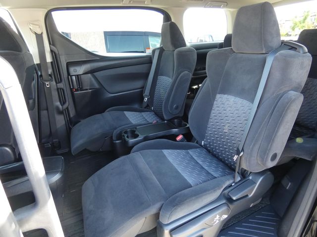 TOYOTA ALPHARD 2015 Image 31