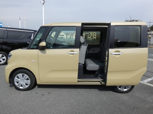 DAIHATSU TANTO 2024 Image 31