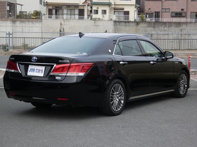 TOYOTA CROWN MAJESTA HYBRID 2017 Image 31