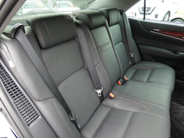 TOYOTA CROWN MAJESTA HYBRID 2017 Image 31