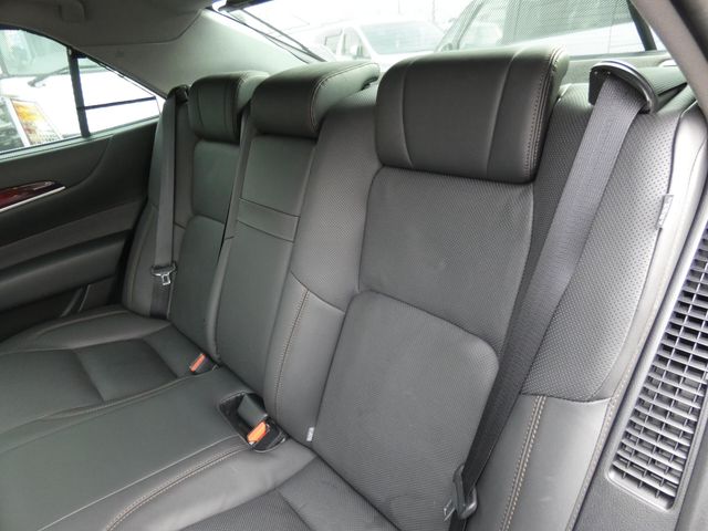 TOYOTA CROWN MAJESTA HYBRID 2017 Image 31