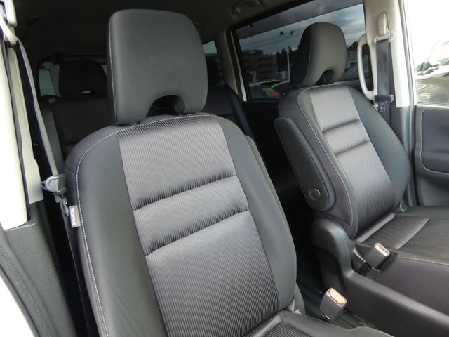 NISSAN SERENA  S-HYBRID 2017 Image 31