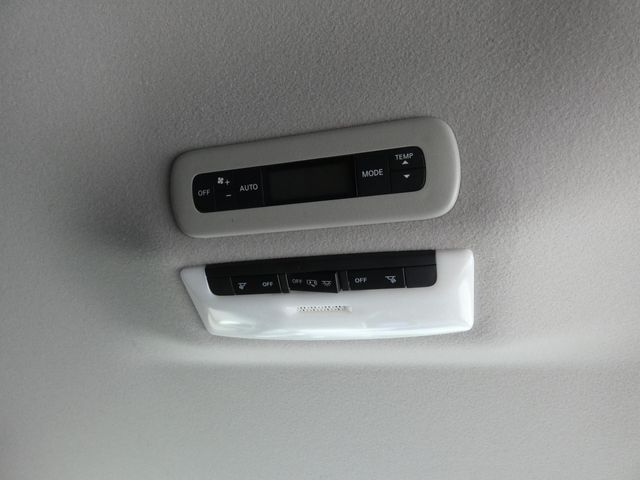 NISSAN SERENA  S-HYBRID 2017 Image 31