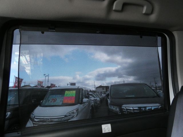 NISSAN SERENA  S-HYBRID 2017 Image 31