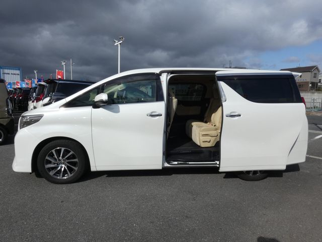 TOYOTA ALPHARD 2015 Image 31