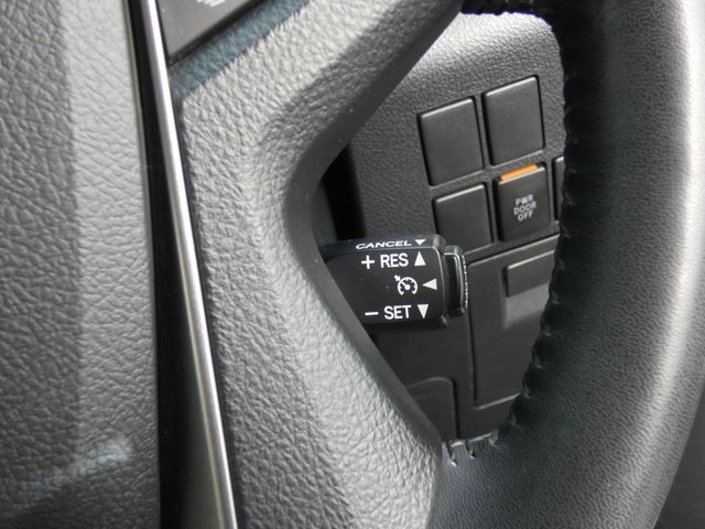 TOYOTA ALPHARD 2015 Image 31