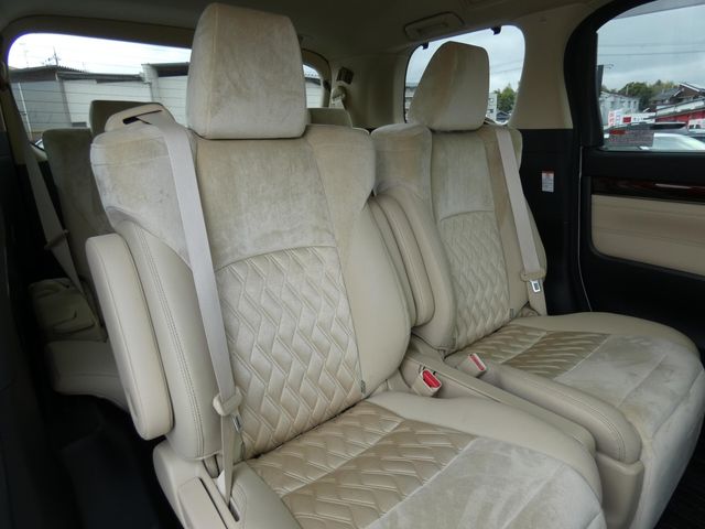 TOYOTA ALPHARD 2015 Image 31