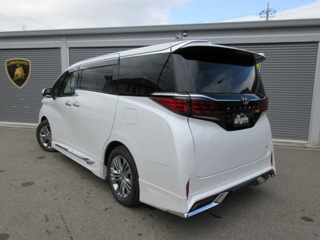 TOYOTA ALPHARD HYBRID 2026 Image 31