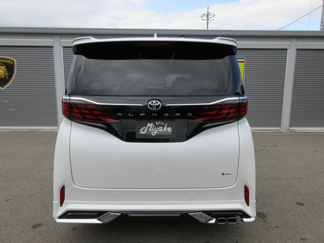 TOYOTA ALPHARD HYBRID 2026 Image 31