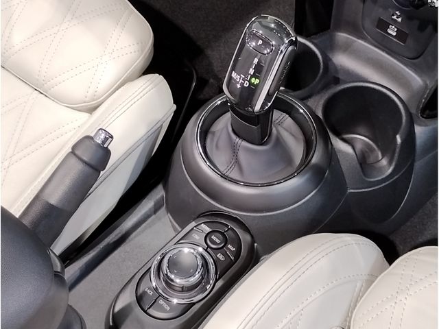 BMW MINI COOPER S OPEN 2023 Image 31