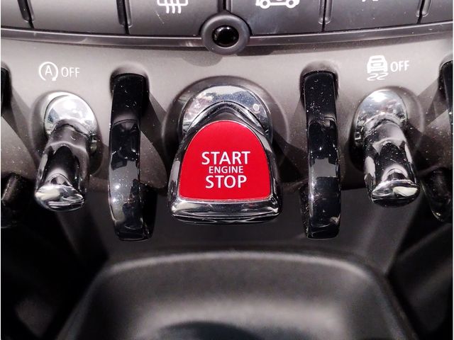 BMW MINI COOPER S OPEN 2023 Image 31