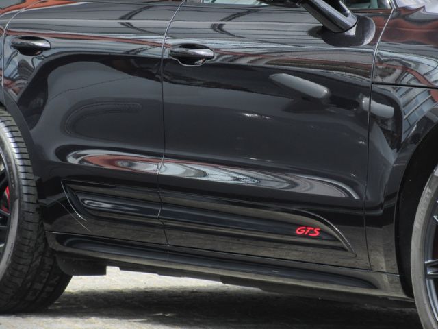 PORSCHE MACAN 2023 Image 31