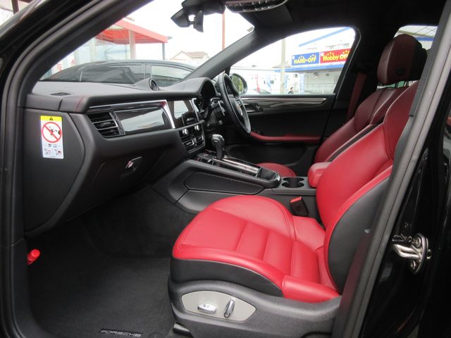 PORSCHE MACAN 2023 Image 31