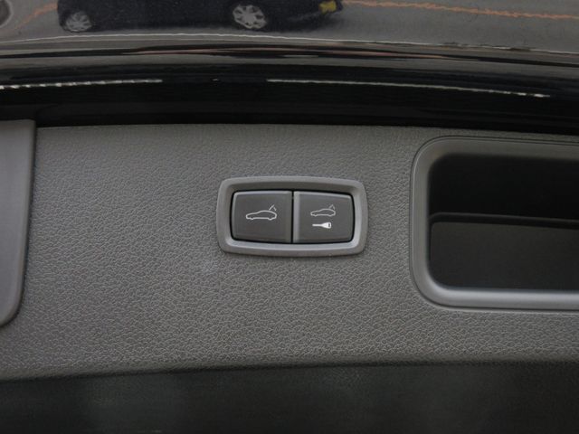 PORSCHE MACAN 2023 Image 31