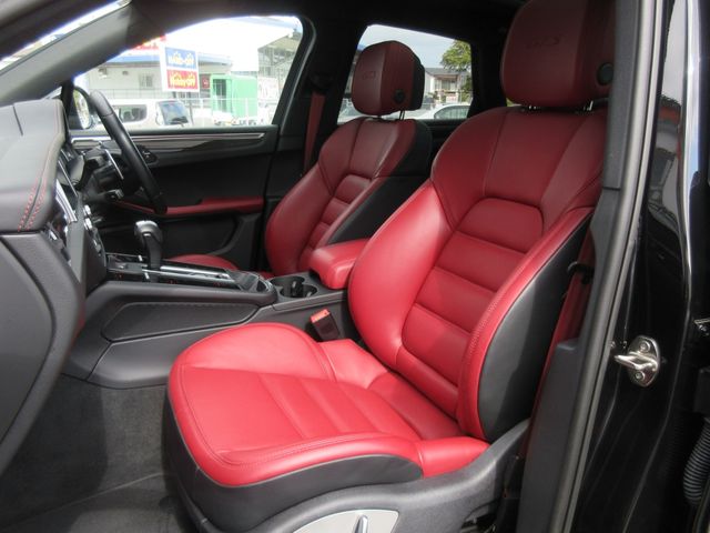 PORSCHE MACAN 2023 Image 31