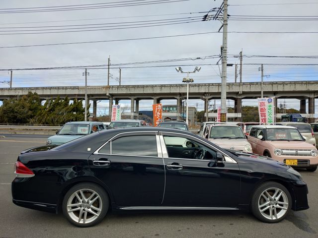 TOYOTA CROWN SEDAN 2012 Image 31
