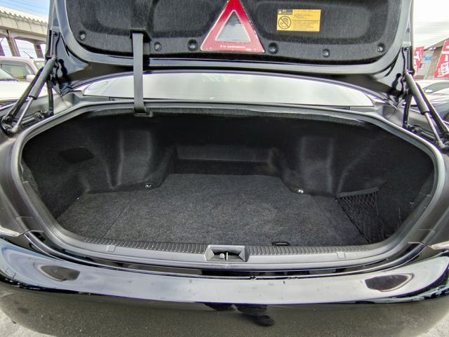 TOYOTA CROWN SEDAN 2012 Image 31