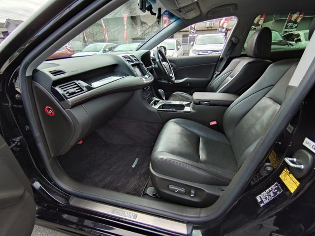 TOYOTA CROWN SEDAN 2012 Image 31