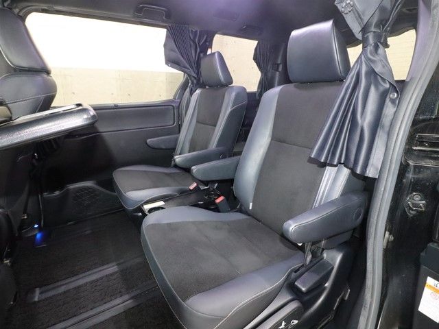 TOYOTA NOAH HYBRID 2019 Image 31