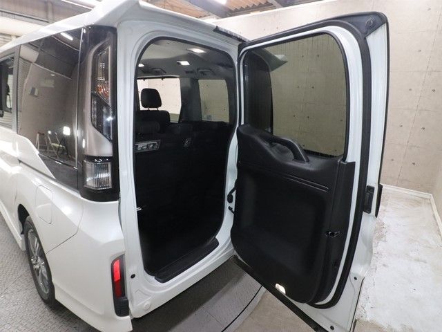 HONDA STEPWAGON SPADA HYBR 2019 Image 31