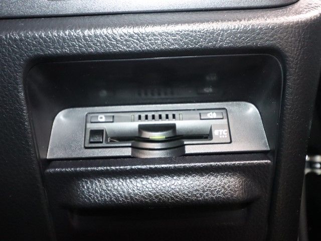 TOYOTA VOXY 2021 Image 31