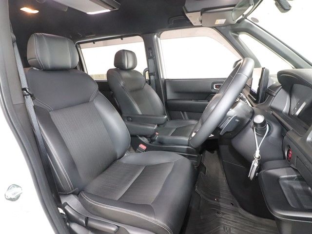 HONDA STEPWAGON E:HEV SPAD 2023 Image 31