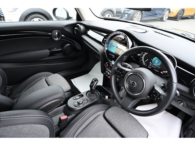 BMW MINI COOPER S 2023 Image 31