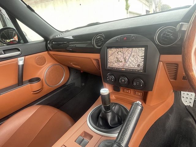 MAZDA ROADSTER 2006 Image 31