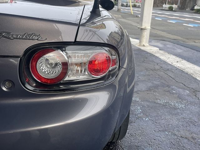 MAZDA ROADSTER 2006 Image 31