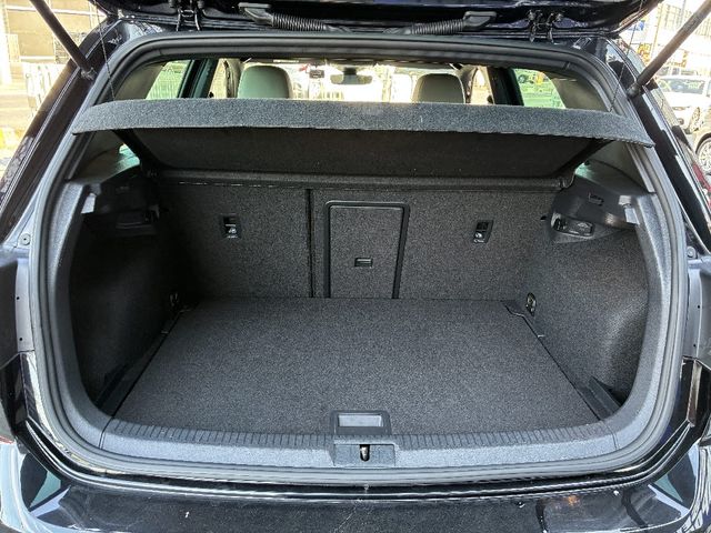 VOLKSWAGEN GOLF 2019 Image 31