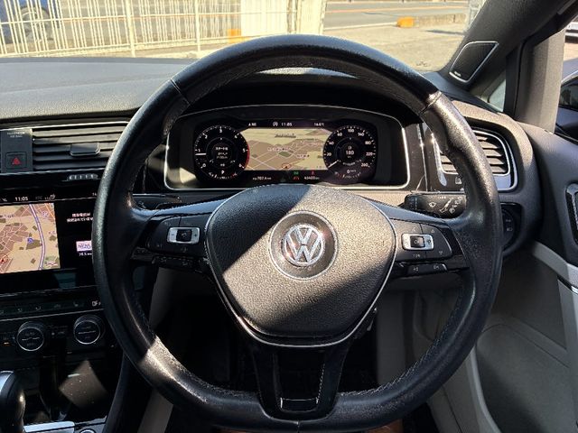 VOLKSWAGEN GOLF 2019 Image 31