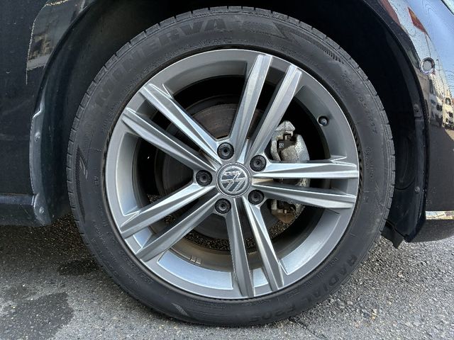 VOLKSWAGEN GOLF 2019 Image 31