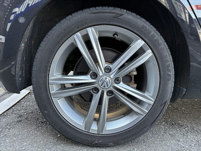 VOLKSWAGEN GOLF 2019 Image 31