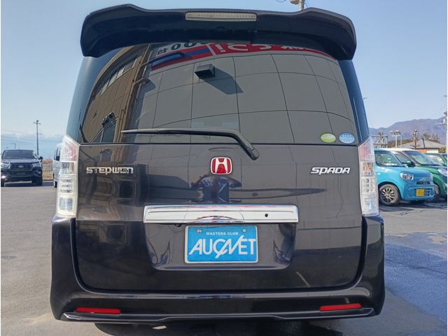 HONDA STEPWAGON SPADA 2010 Image 31